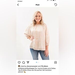 Emily McCarthy Dallas top in champagne snake print size large